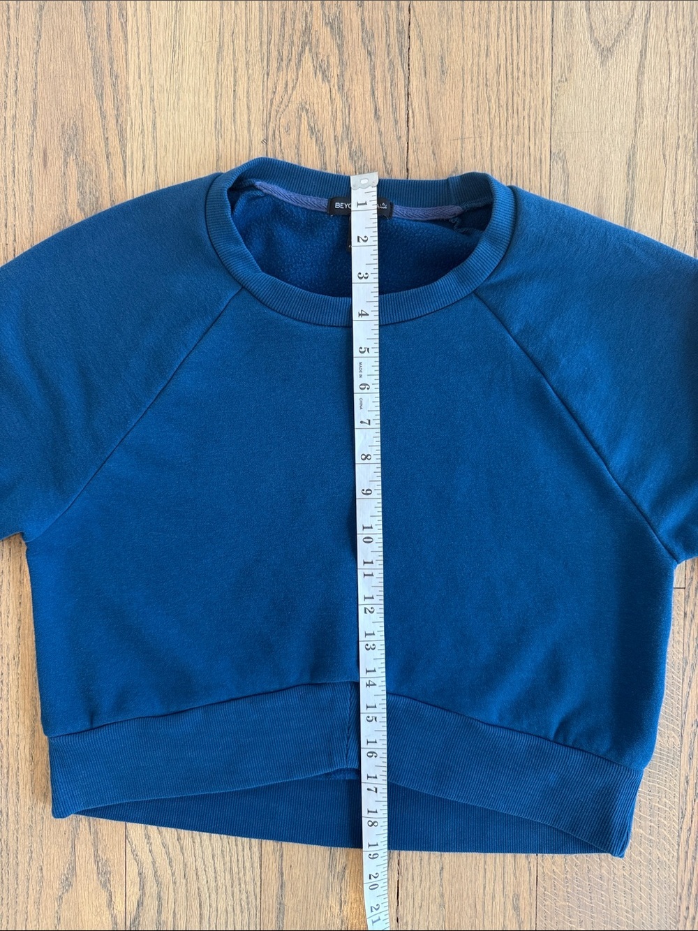 Beyond Yoga Uplift Teal Cropped Long-Sleeve Pullover Top Size X-Small - Picture 7 of 12